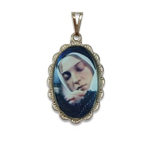 MD128185 - Medalha Santa Bernadette Rendada Níquel - 4,2x2,5cm